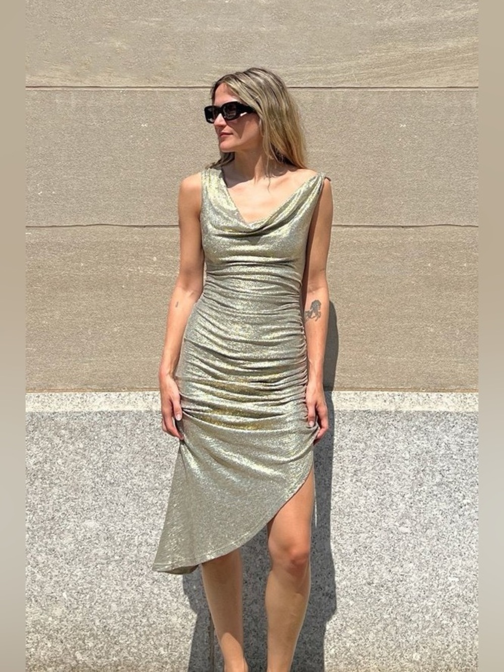SIGNIFICANT OTHER Metallic Midi Dress Size 4